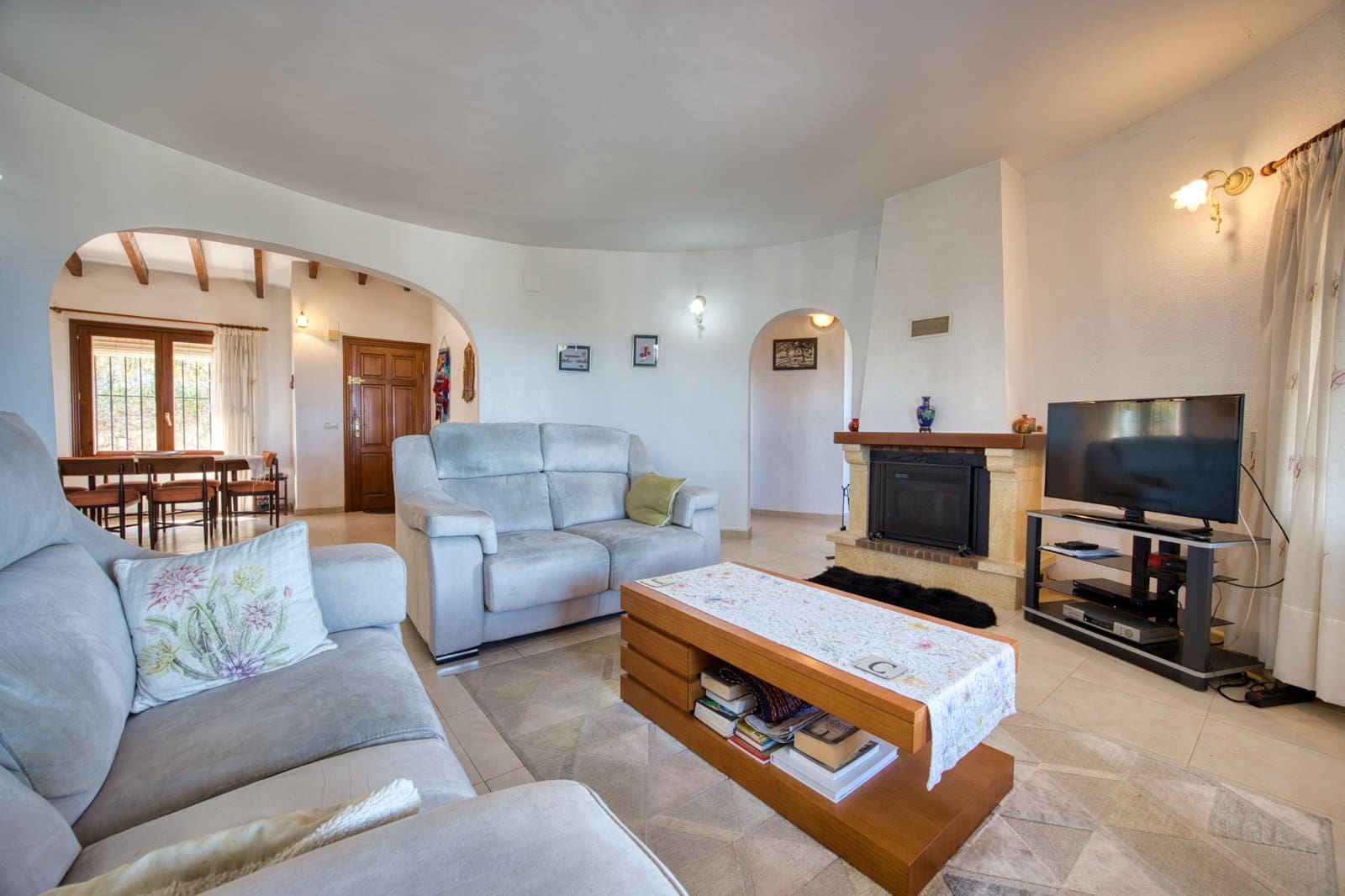 Chalet de 4 habitaciones en Pego en venta con piscina garaje - 499.000 € (Ref: 9934887)