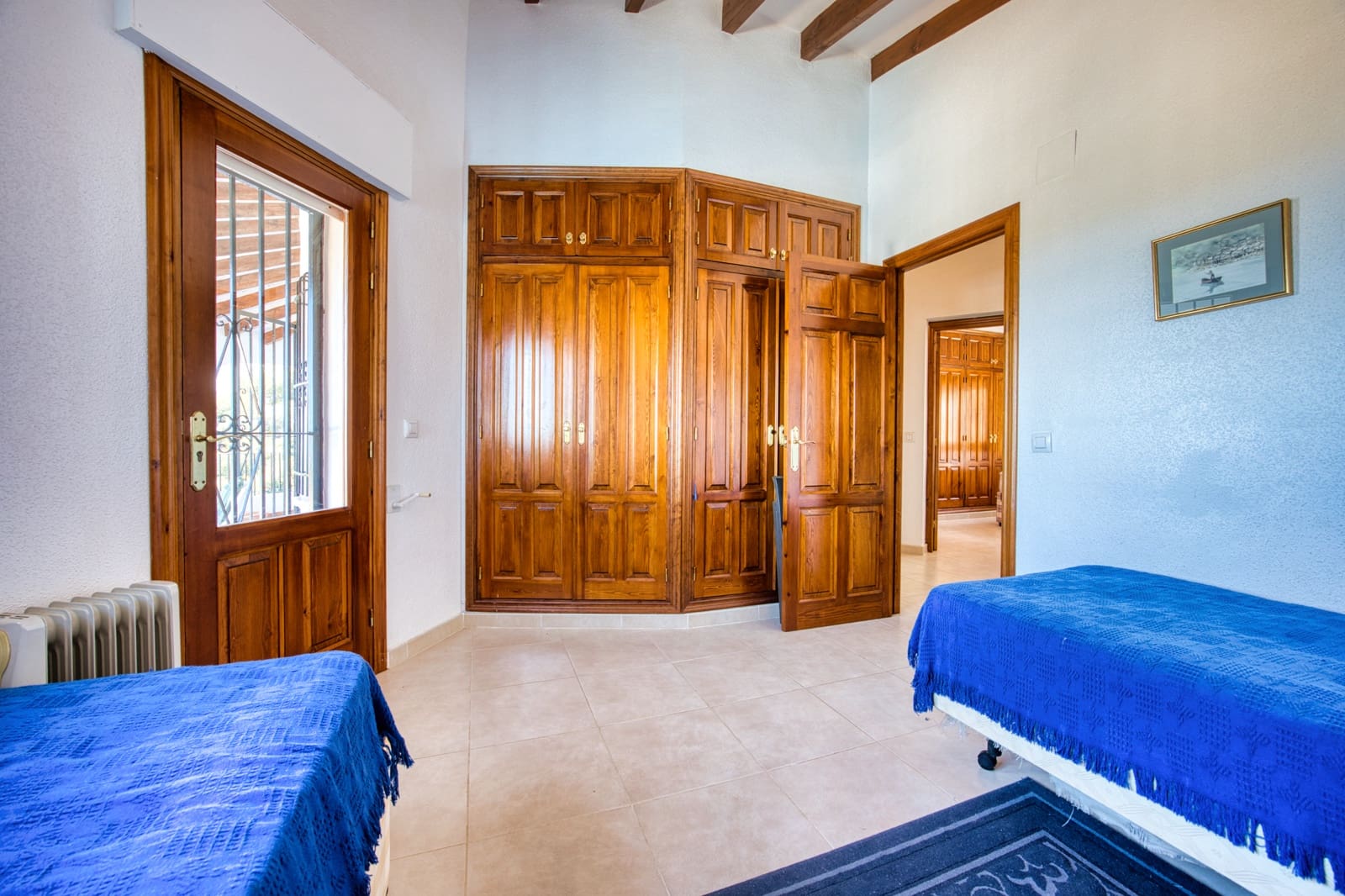 Chalet de 4 habitaciones en Pego en venta con piscina garaje - 499.000 € (Ref: 9934887)