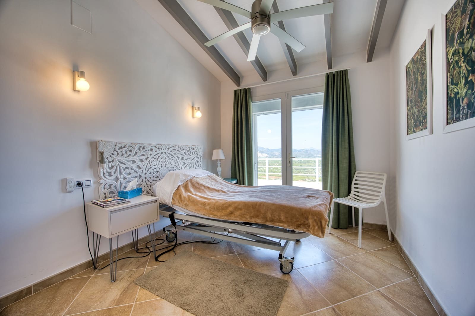 Chalet de 5 habitaciones en Monte Pego en venta con piscina garaje - 875.000 € (Ref: 9934888)