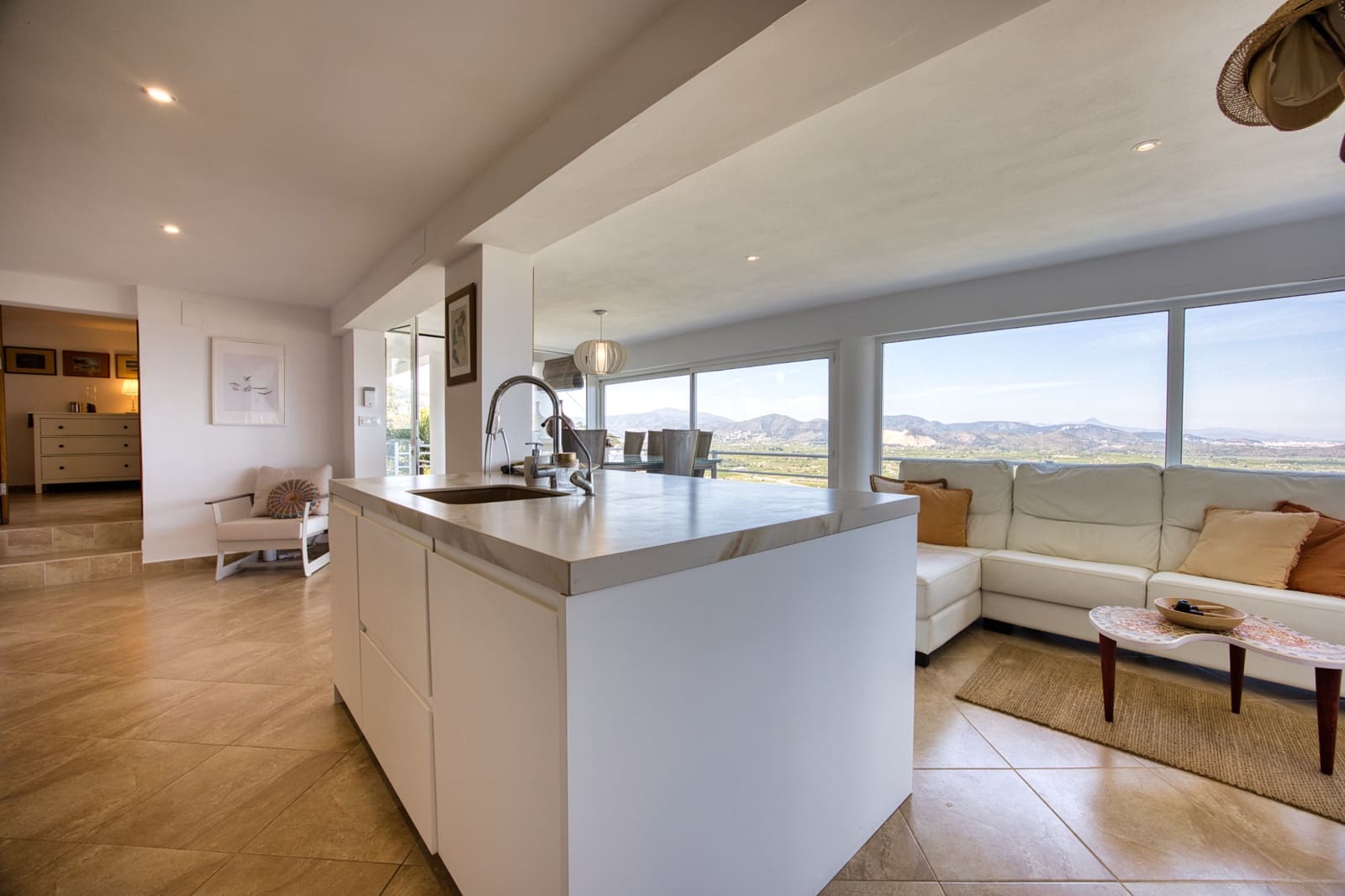 Chalet de 5 habitaciones en Monte Pego en venta con piscina garaje - 875.000 € (Ref: 9934888)
