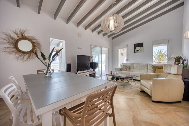 Chalet de 5 habitaciones en Monte Pego, Pego en venta con piscina garaje - 875.000 € (Ref: 9934888)
