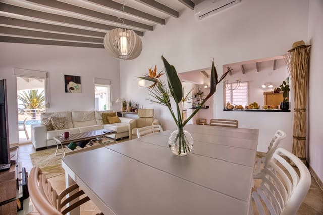 Chalet de 5 habitaciones en Monte Pego, Pego en venta con piscina garaje - 875.000 € (Ref: 9934888)