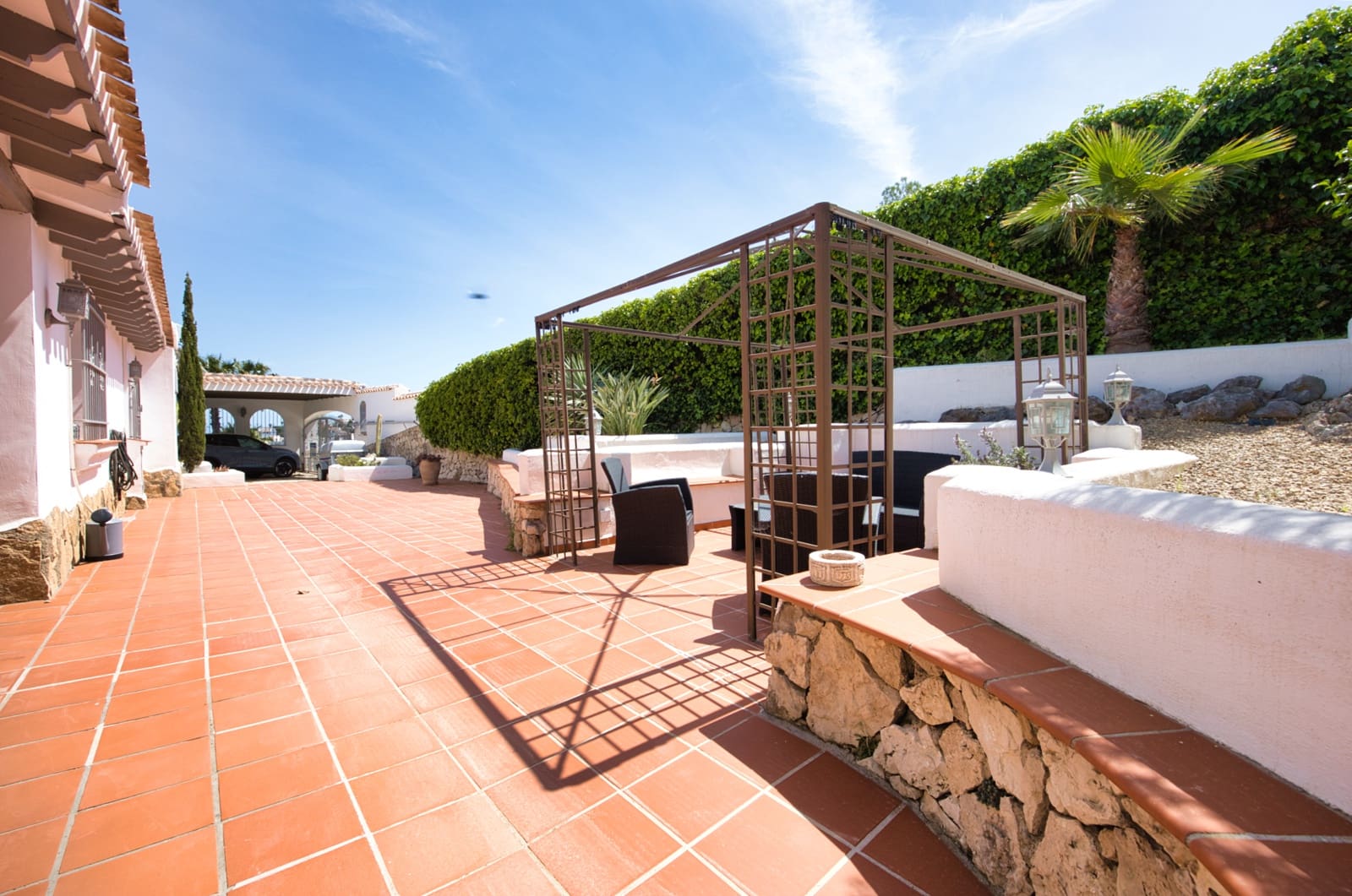 Chalet de 5 habitaciones en Monte Pego en venta con piscina garaje - 875.000 € (Ref: 9934888)