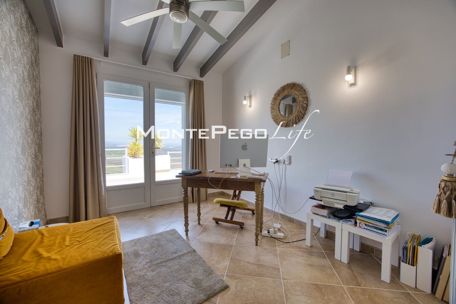 Chalet de 5 habitaciones en Monte Pego en venta con piscina garaje - 875.000 € (Ref: 9934888)