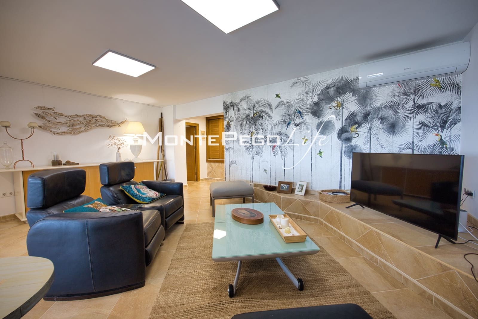 Chalet de 5 habitaciones en Monte Pego en venta con piscina garaje - 875.000 € (Ref: 9934888)