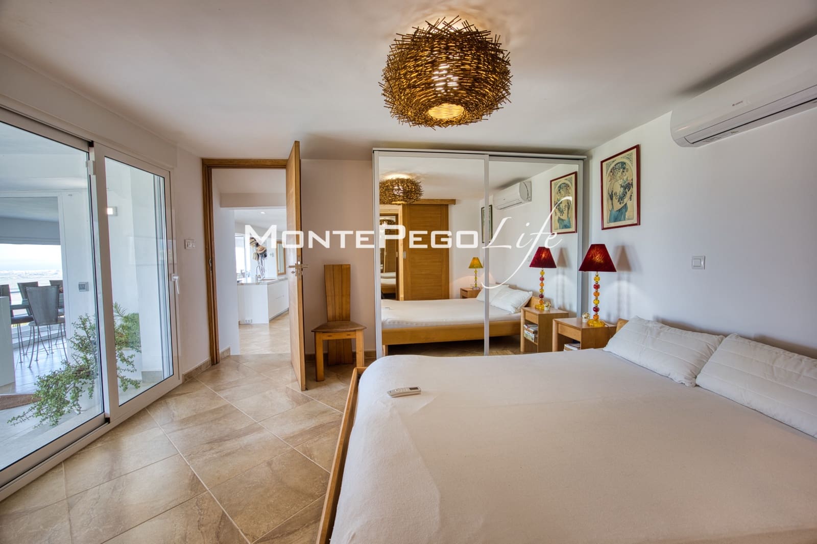 Chalet de 5 habitaciones en Monte Pego en venta con piscina garaje - 875.000 € (Ref: 9934888)