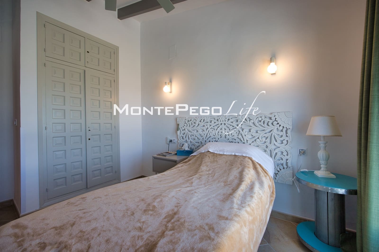 Chalet de 5 habitaciones en Monte Pego en venta con piscina garaje - 875.000 € (Ref: 9934888)
