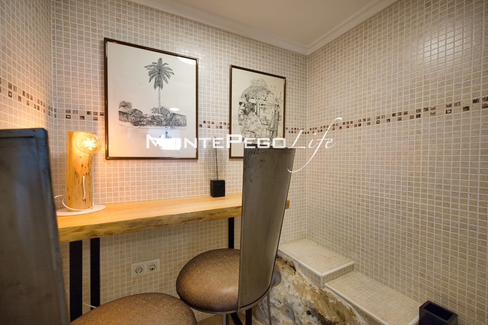 Chalet de 5 habitaciones en Monte Pego en venta con piscina garaje - 875.000 € (Ref: 9934888)
