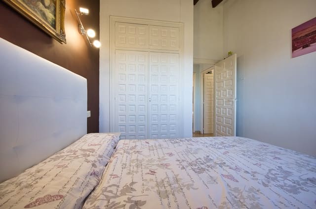 4 soverom Villa til salgs i Pego med svømmebasseng garasje - € 425 000 (Ref: 9934889)