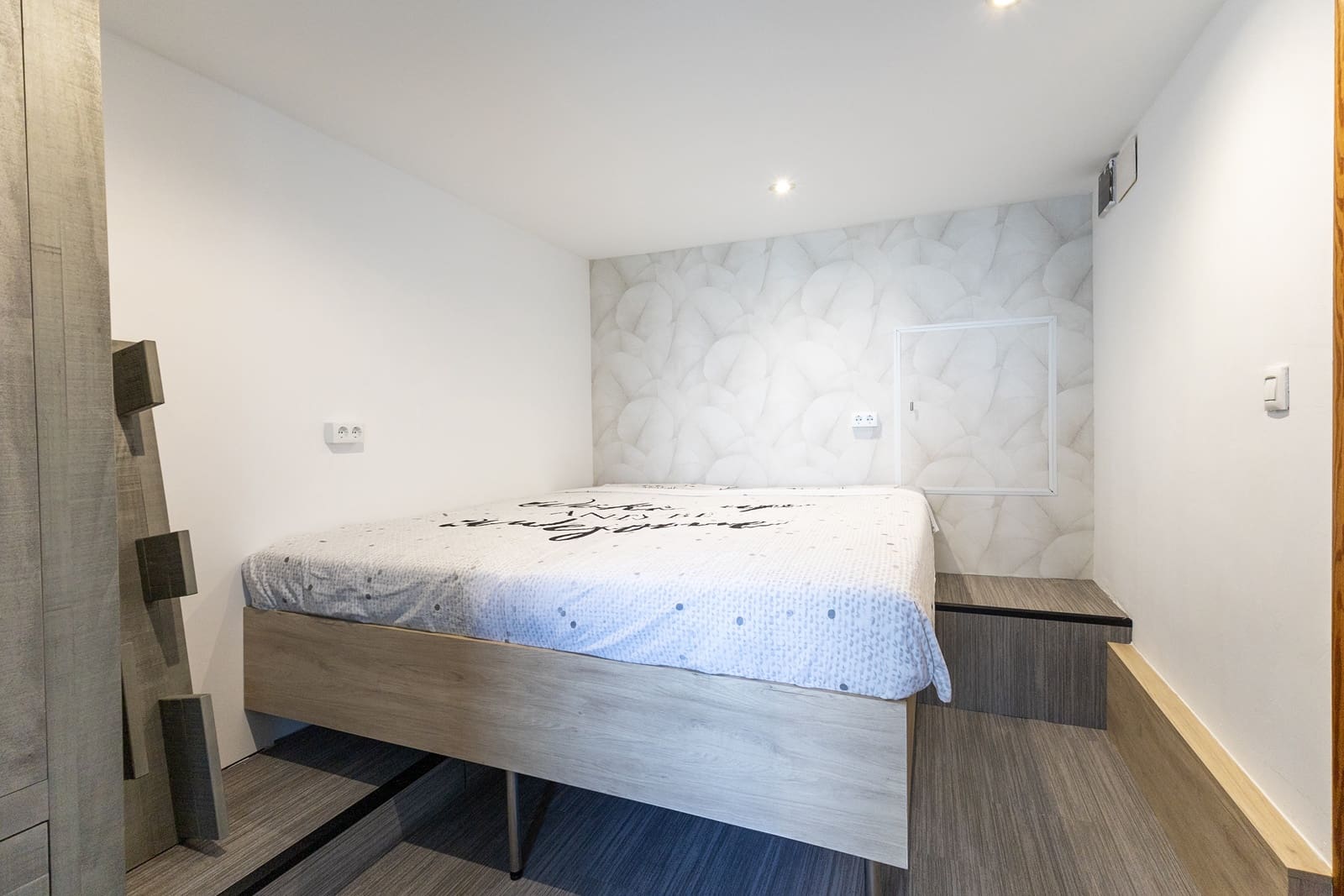 5 slaapkamer Villa te koop in Pego met zwembad garage - € 895.000 (Ref: 9934890)