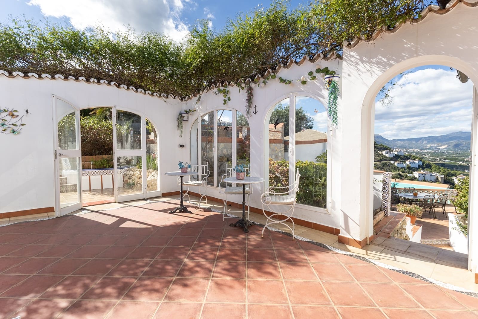 5 slaapkamer Villa te koop in Pego met zwembad garage - € 895.000 (Ref: 9934890)