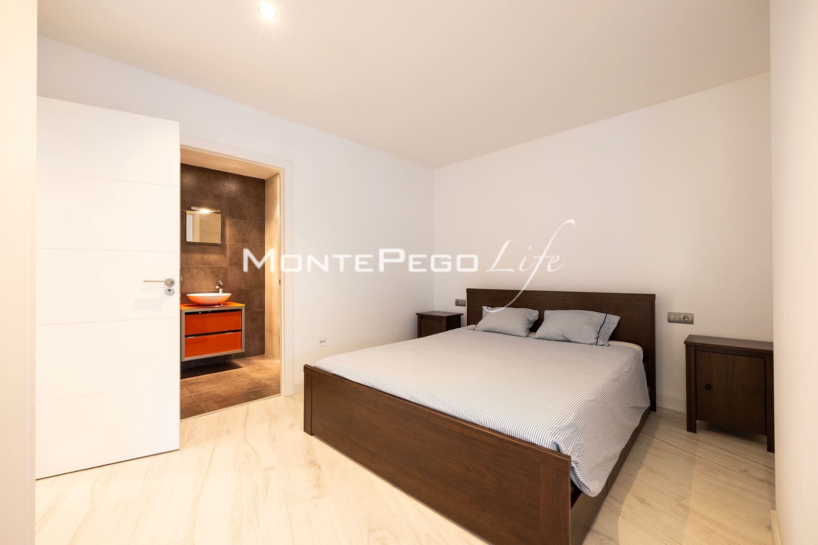 4 sovrum Villa till salu i Monte Pego med pool garage - 1 449 000 € (Ref: 9934891)