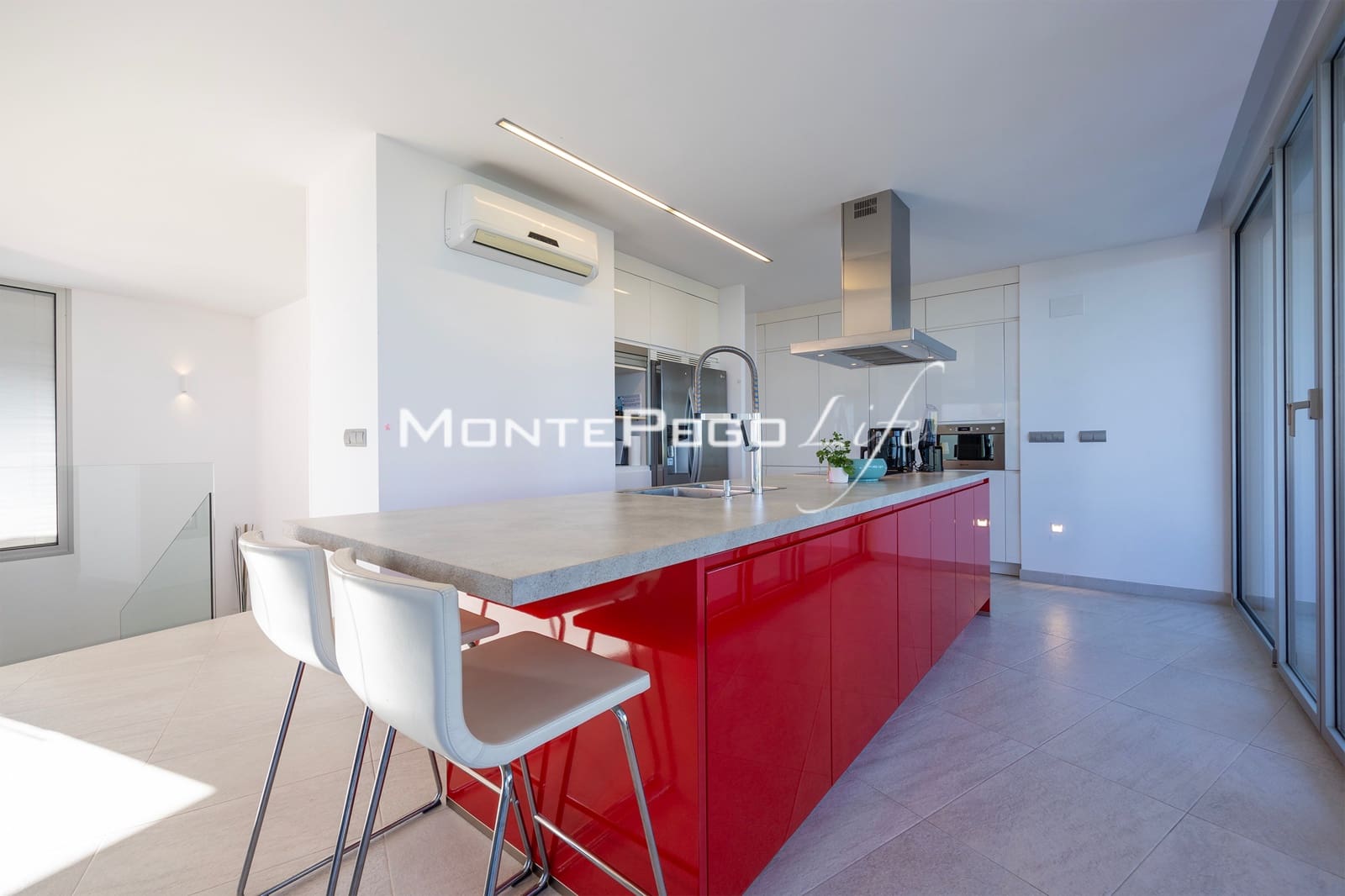 4 sovrum Villa till salu i Monte Pego med pool garage - 1 449 000 € (Ref: 9934891)
