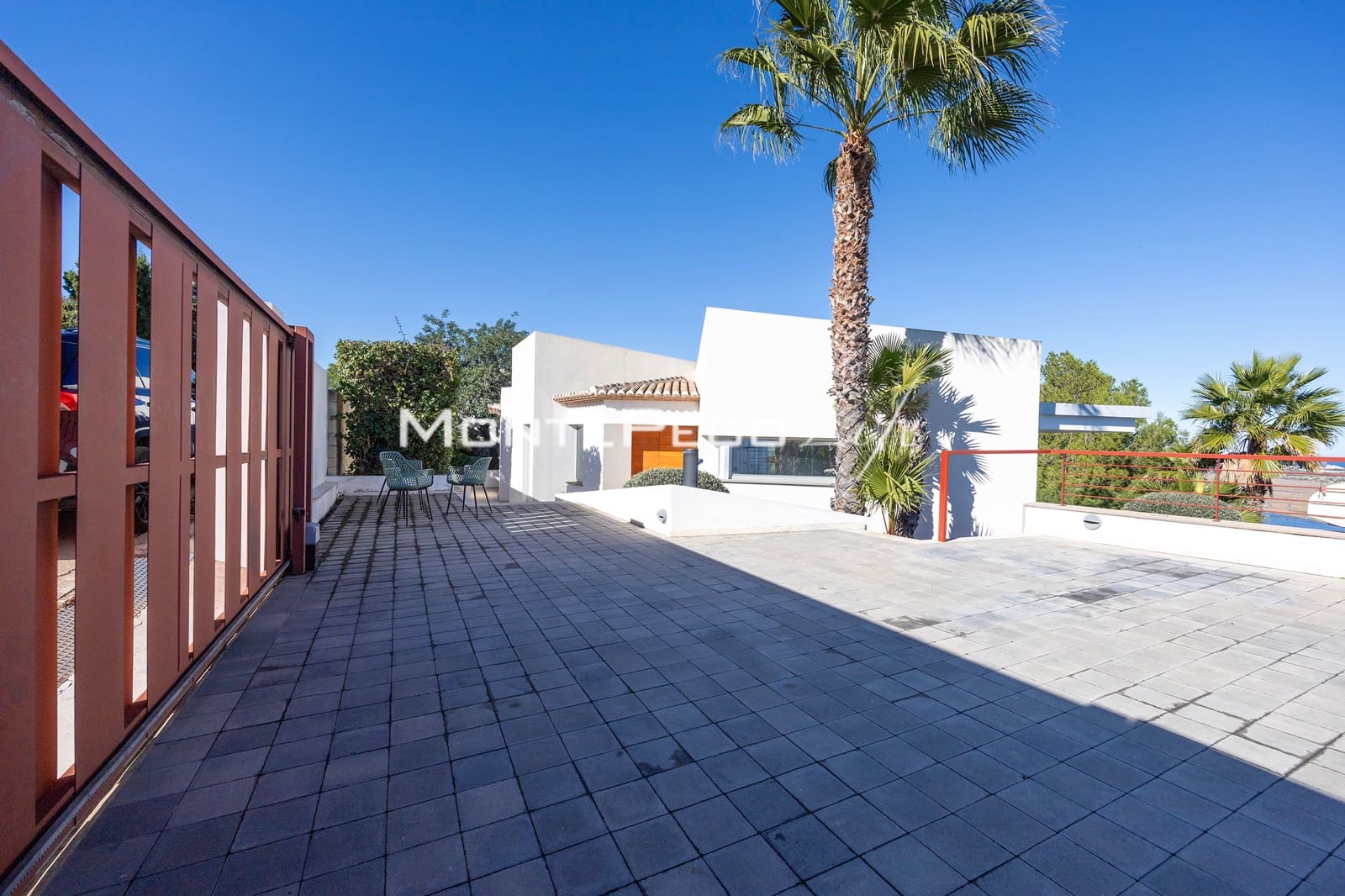 4 sovrum Villa till salu i Monte Pego med pool garage - 1 449 000 € (Ref: 9934891)