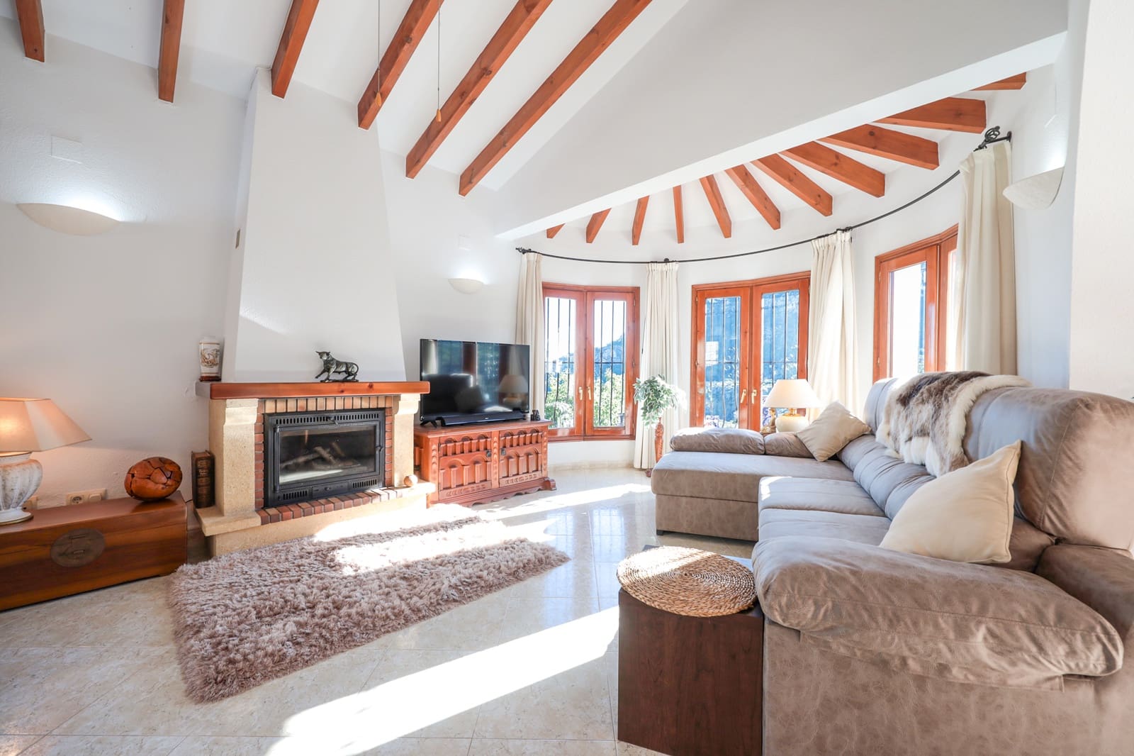 3 slaapkamer Villa te koop in Pego met zwembad garage - € 480.000 (Ref: 9934892)