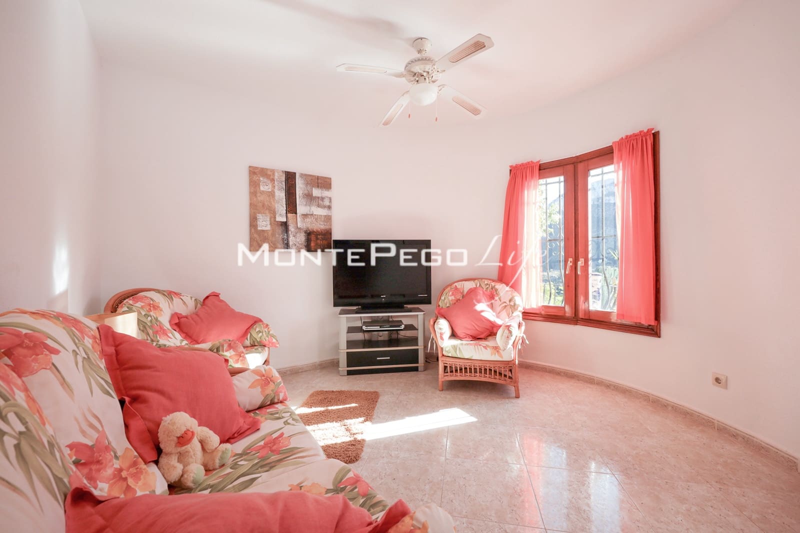 3 camera da letto Villa in vendita in Monte Pego con piscina garage - 475.000 € (Rif: 9934892)