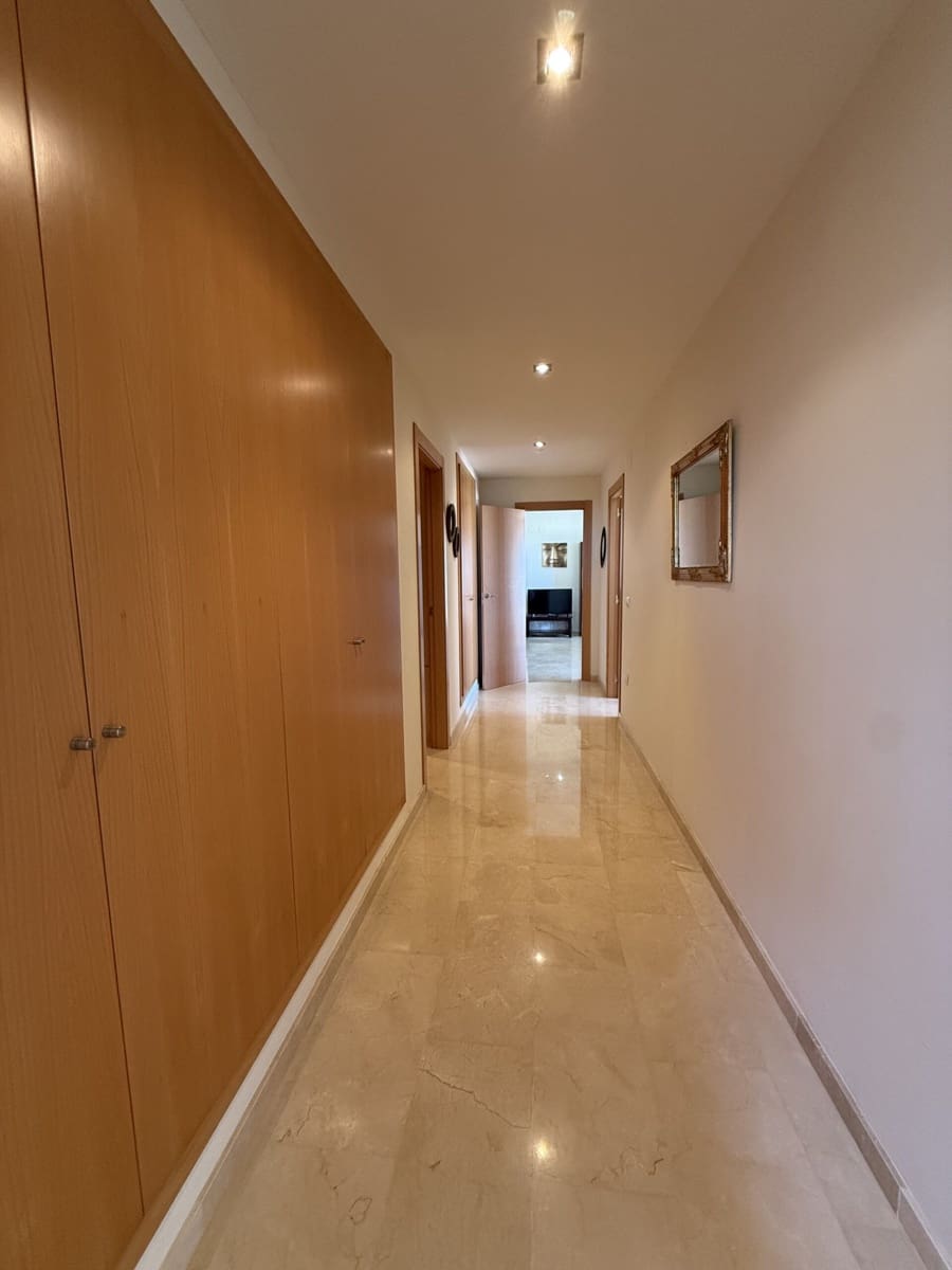 4 slaapkamer Appartement te koop in Pego met zwembad garage - € 550.000 (Ref: 9934897)