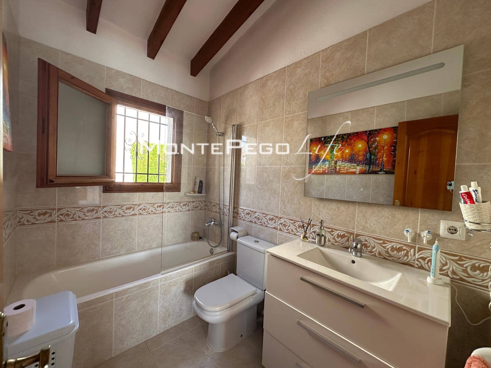 2 bedroom Villa for sale in Monte Pego with pool garage - € 380,000 (Ref: 9958578)