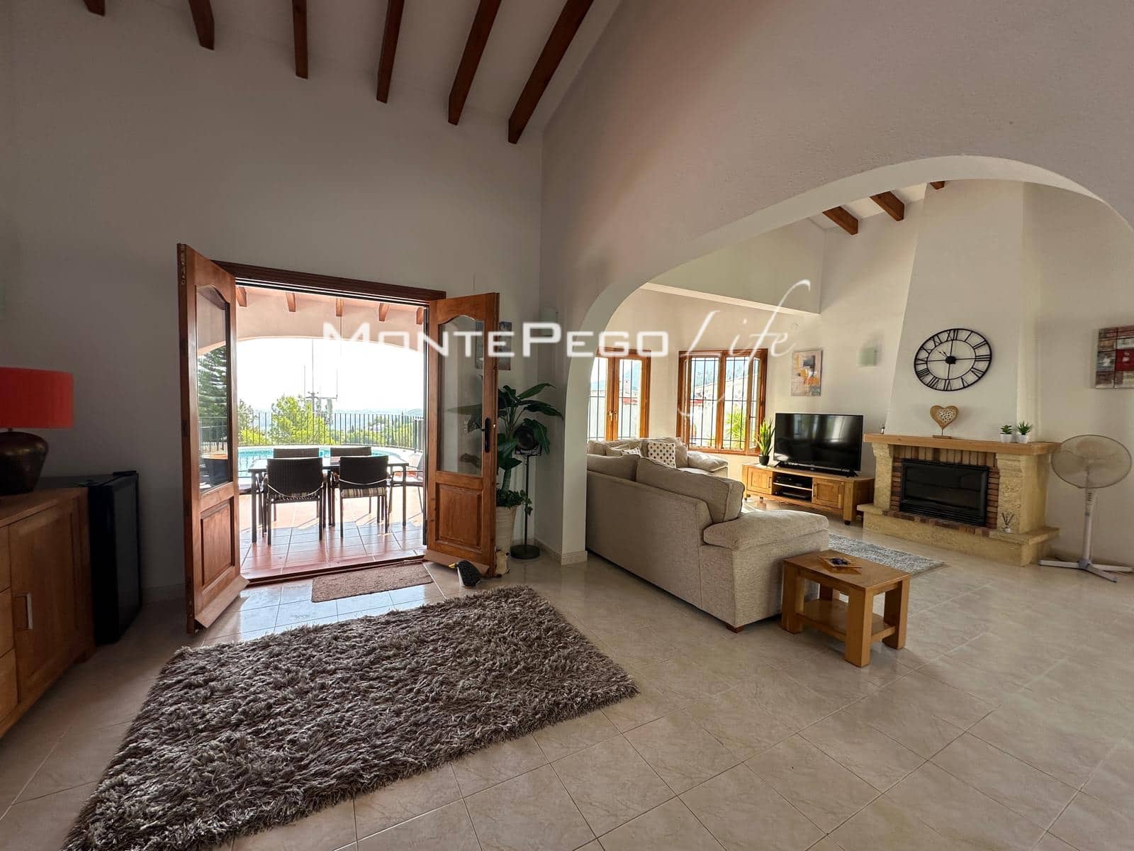 2 bedroom Villa for sale in Monte Pego with pool garage - € 380,000 (Ref: 9958578)