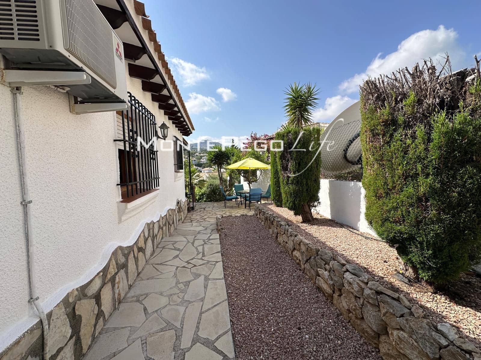 2 bedroom Villa for sale in Monte Pego with pool garage - € 380,000 (Ref: 9958578)
