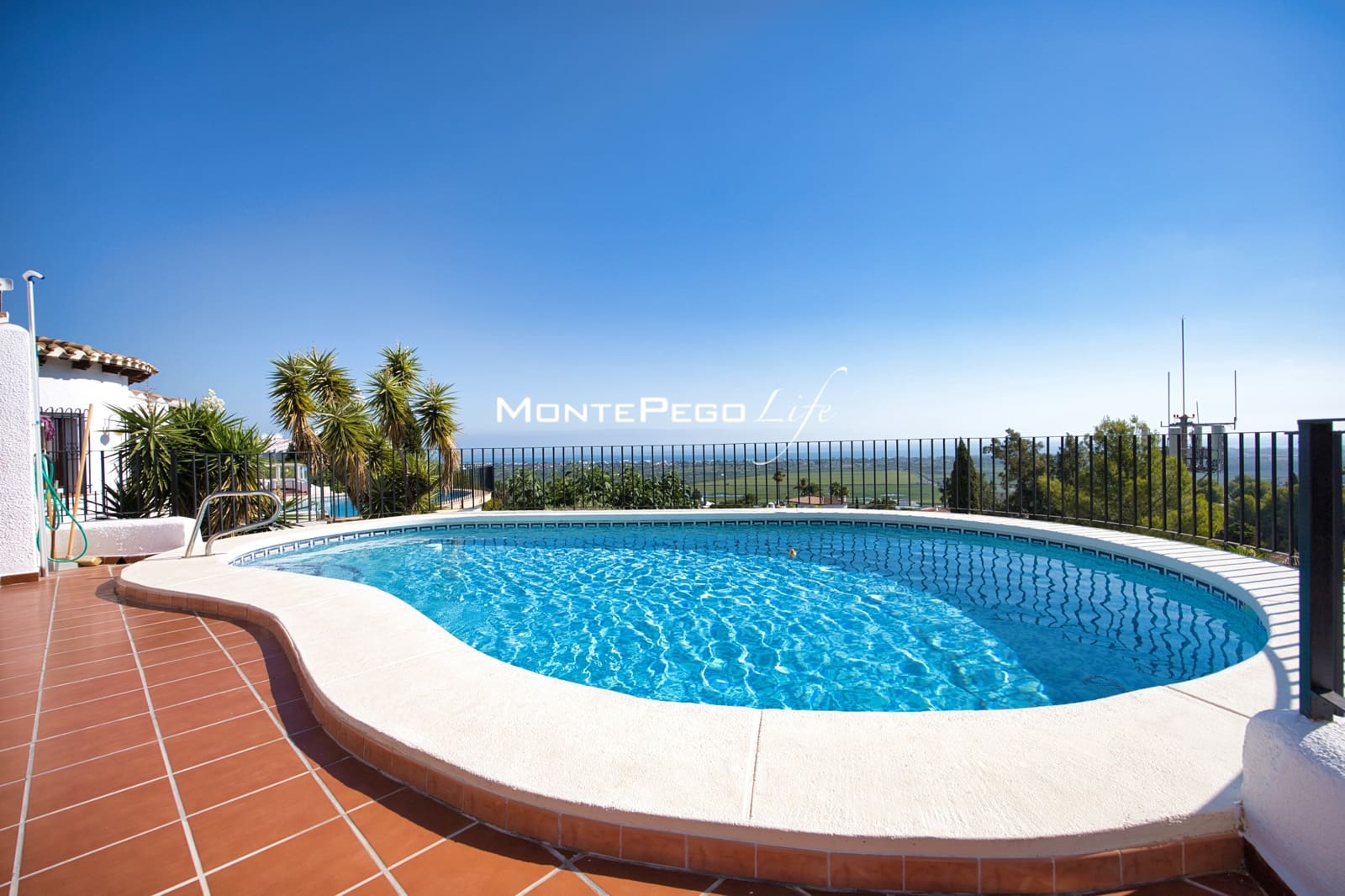 2 bedroom Villa for sale in Monte Pego with pool garage - € 380,000 (Ref: 9958578)