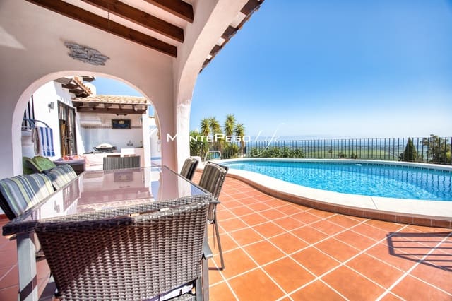 2 camera da letto Villa in vendita in Monte Pego, Pego con piscina garage - 380.000 € (Rif: 9958578)