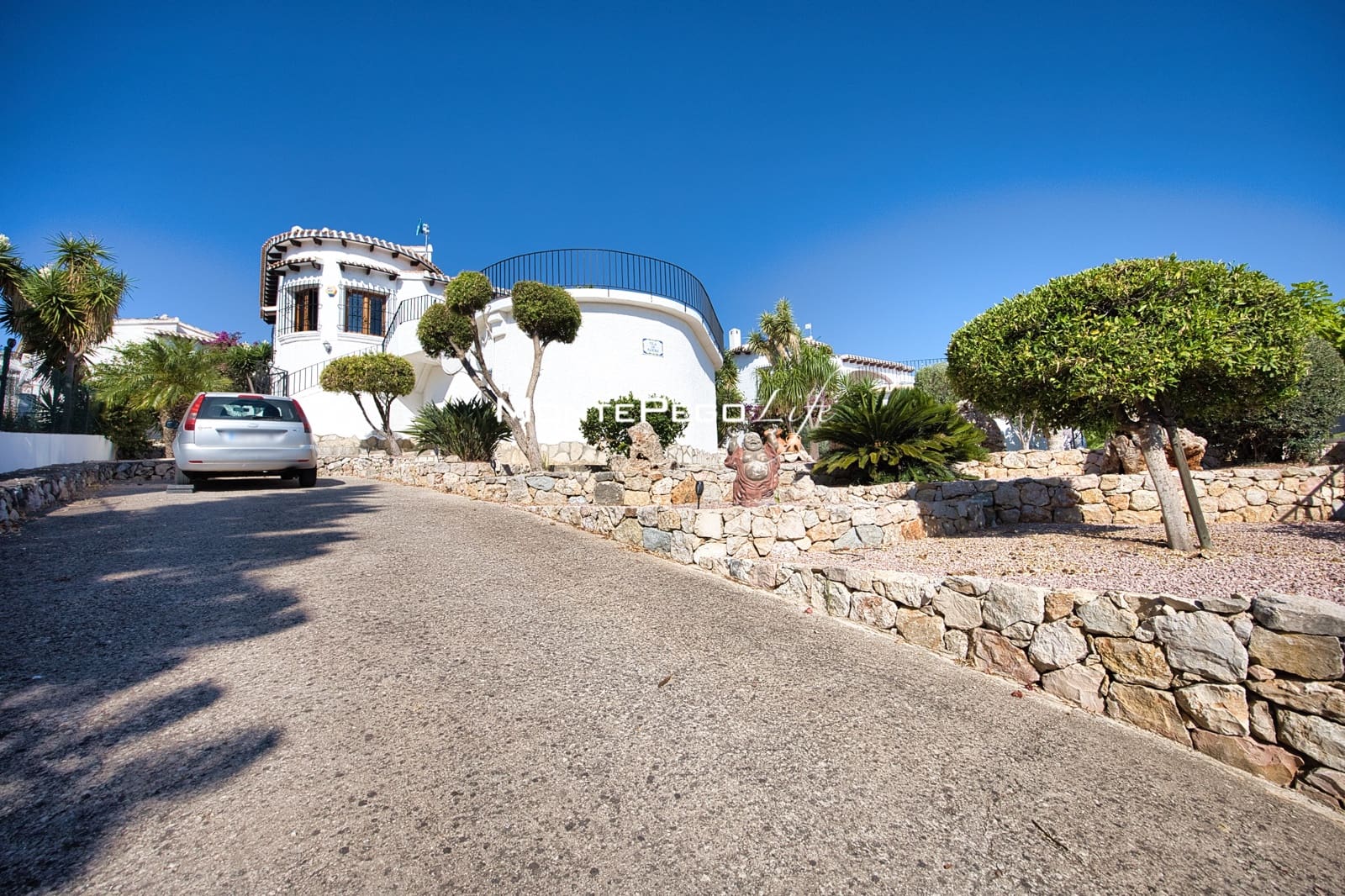 2 bedroom Villa for sale in Monte Pego with pool garage - € 380,000 (Ref: 9958578)