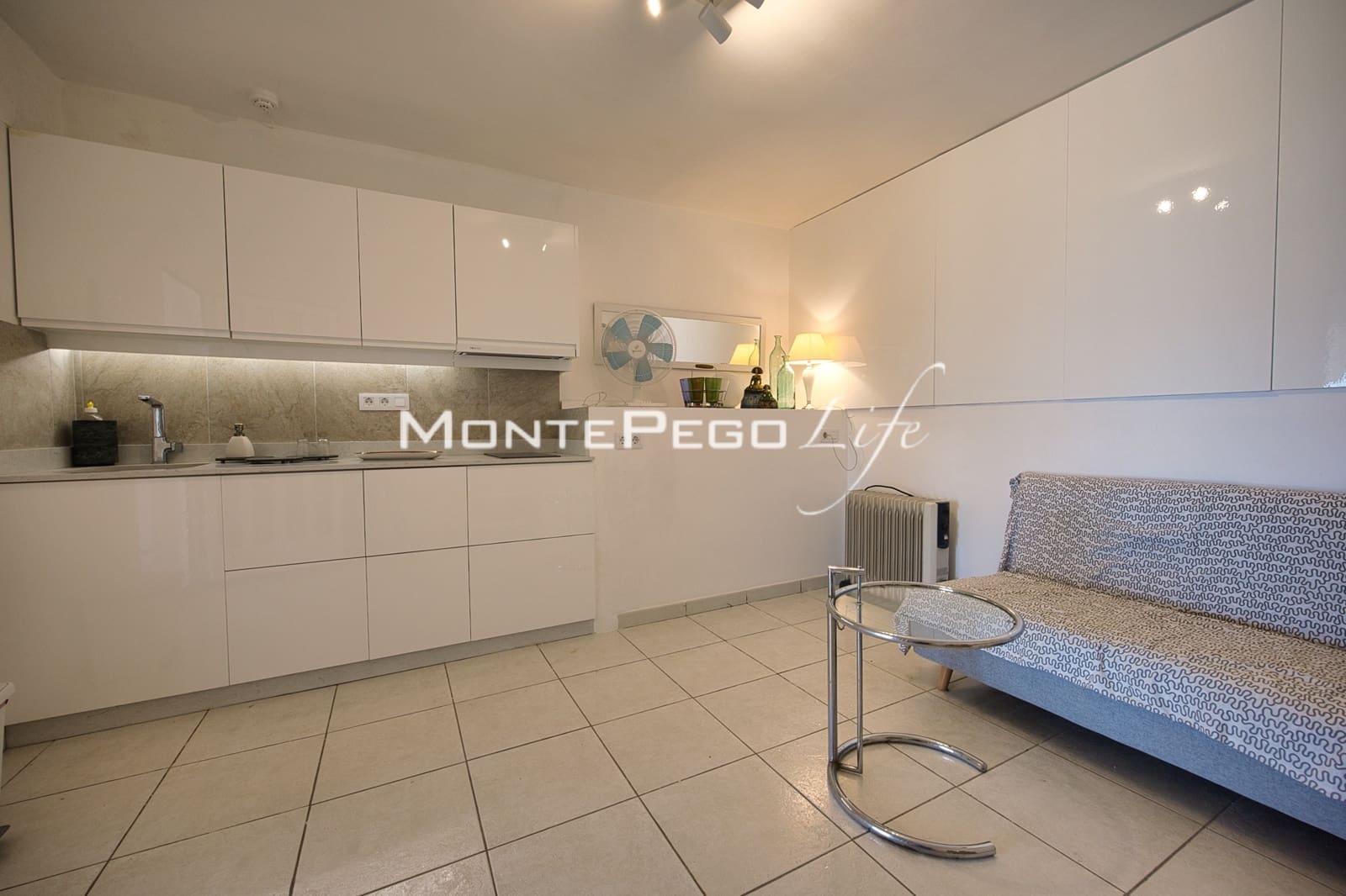 1 makuuhuone Huvila myytävänä paikassa Monte Pego mukana uima-altaan 
autotalli - 560 000 € (Ref: 9958579)