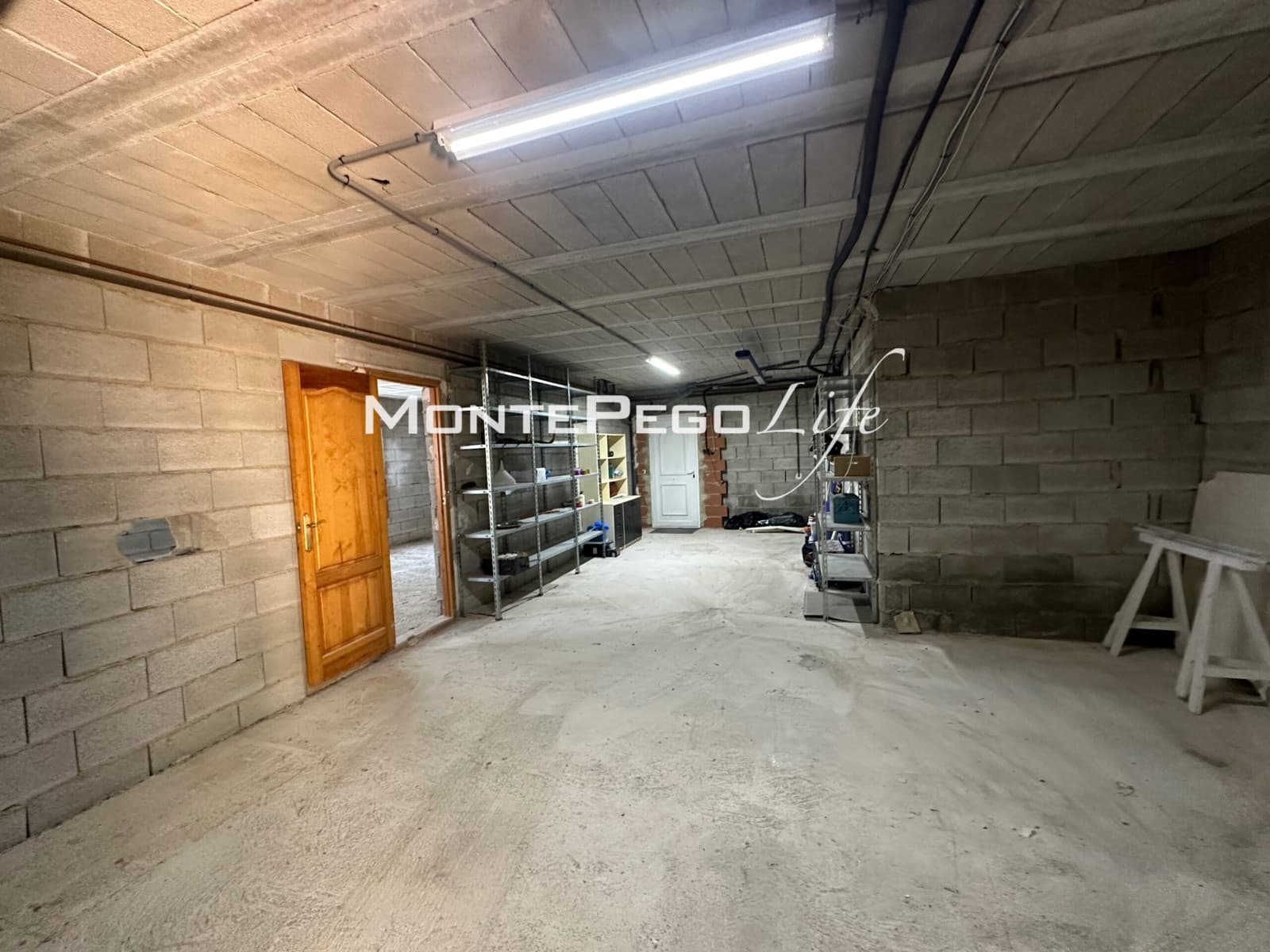 3 soveværelse Villa til salg i Monte Pego med swimmingpool garage - € 565.000 (Ref: 9999307)
