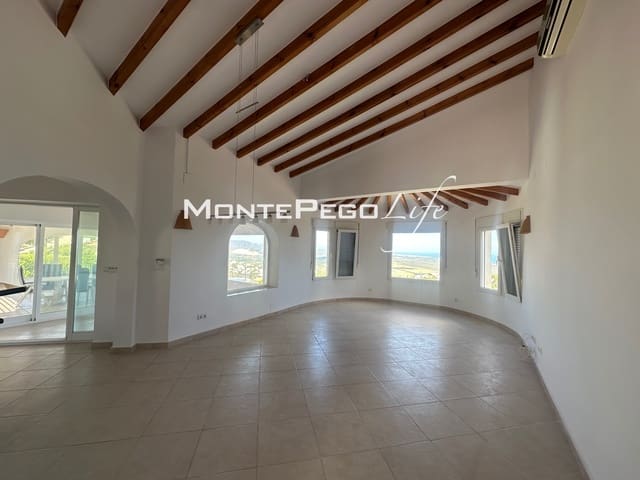 3 soveværelse Villa til salg i Monte Pego, Pego med swimmingpool garage - € 565.000 (Ref: 9999307)