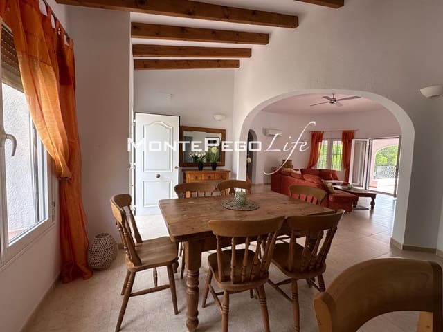 Chalet de 3 habitaciones en Monte Pego, Pego en venta con piscina garaje - 499.000 € (Ref: 9999308)