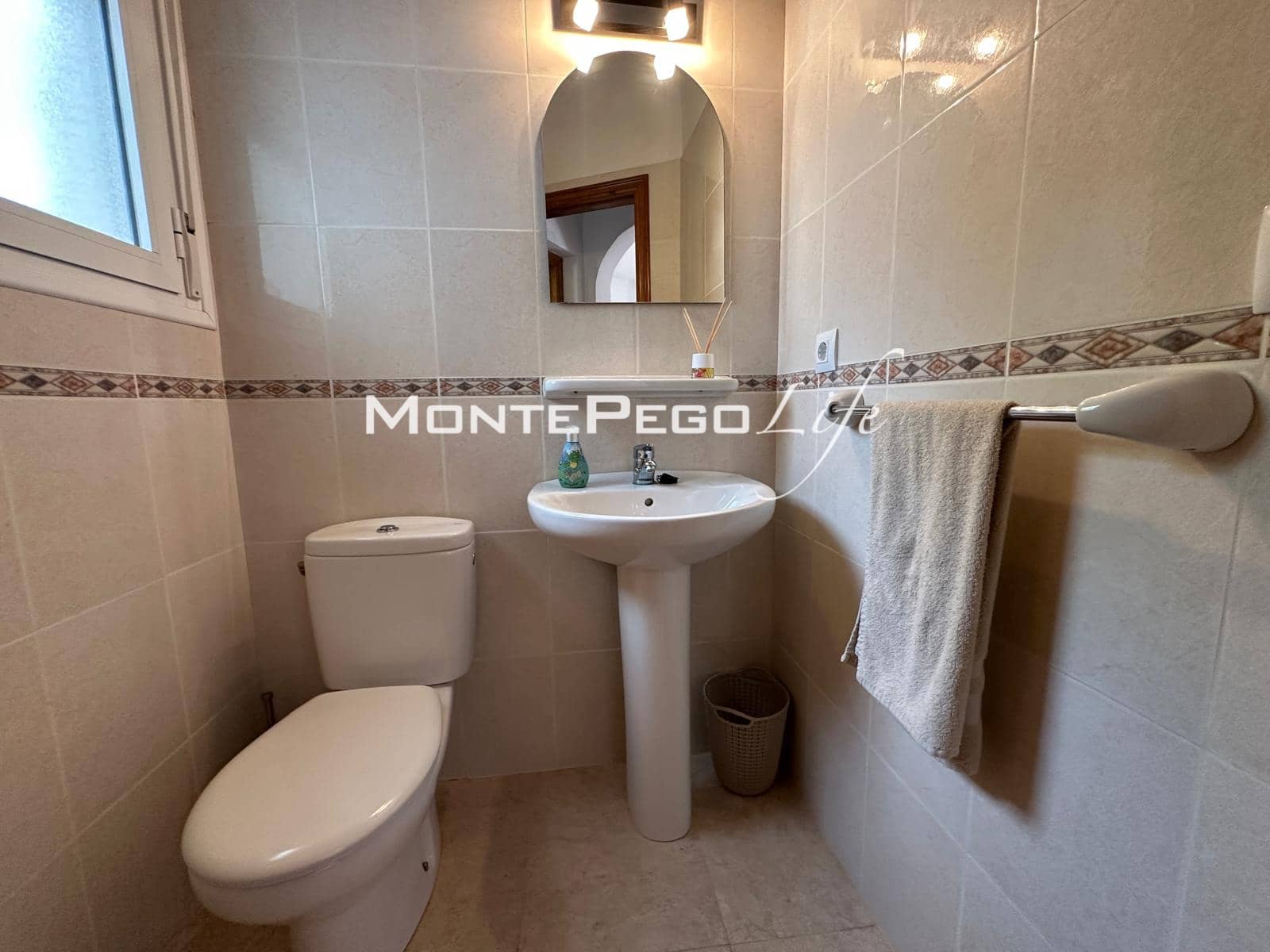 Chalet de 3 habitaciones en Monte Pego en venta con piscina garaje - 499.000 € (Ref: 9999308)