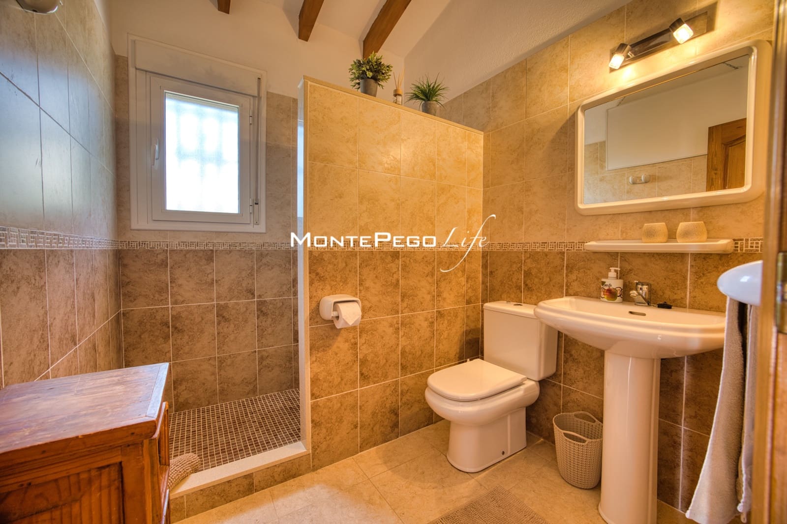 3 bedroom Villa for sale in Monte Pego with pool garage - € 499,000 (Ref: 9999308)
