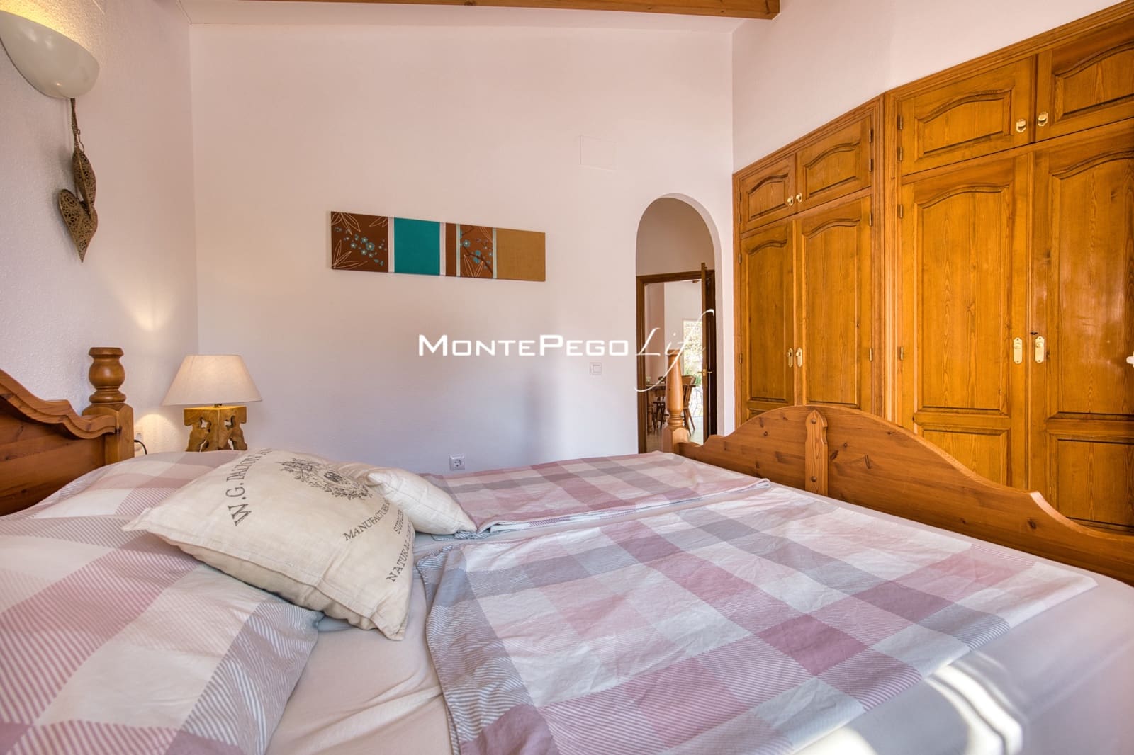 3 bedroom Villa for sale in Monte Pego with pool garage - € 499,000 (Ref: 9999308)