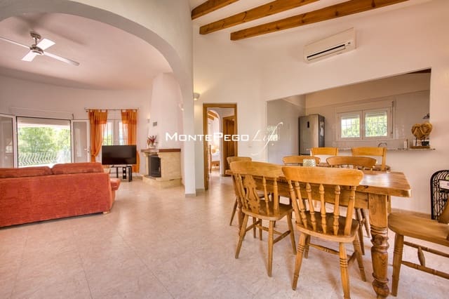 3 camera da letto Villa in vendita in Monte Pego, Pego con piscina garage - 499.000 € (Rif: 9999308)