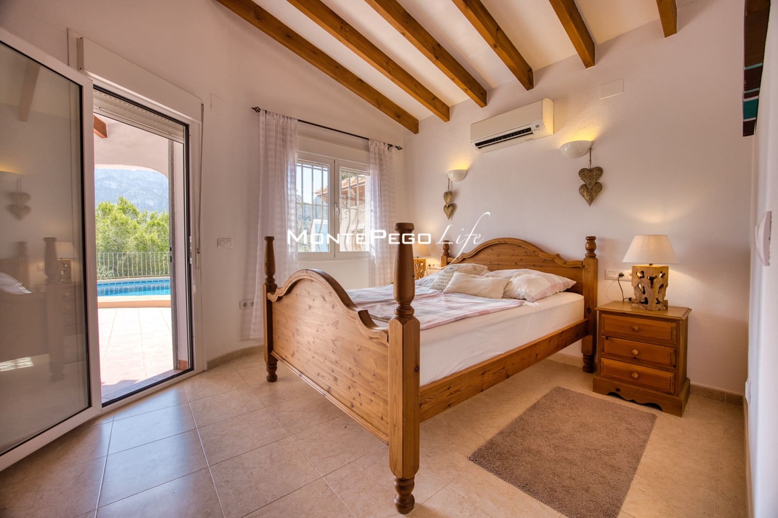 3 bedroom Villa for sale in Monte Pego with pool garage - € 499,000 (Ref: 9999308)