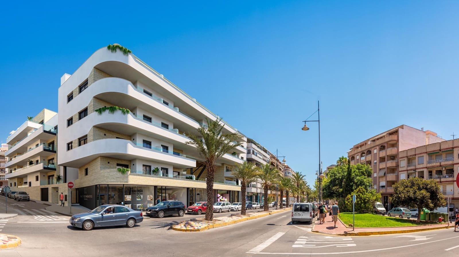 2 bedroom Apartment for sale in Torrevieja with pool garage - € 325,000 (Ref: 8979268)