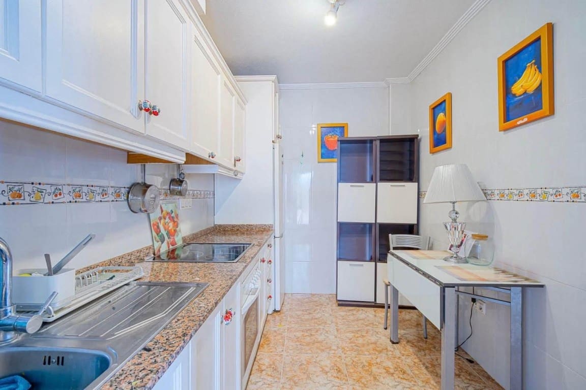 3 soverom Villa til salgs i Orihuela Costa med svømmebasseng garasje - € 265 000 (Ref: 10085166)