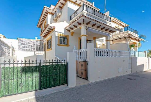 3 chambre Villa/Maison Semi-Mitoyenne à vendre à Playa Flamenca, Orihuela avec piscine garage - 219 900 € (Ref: 10085168)