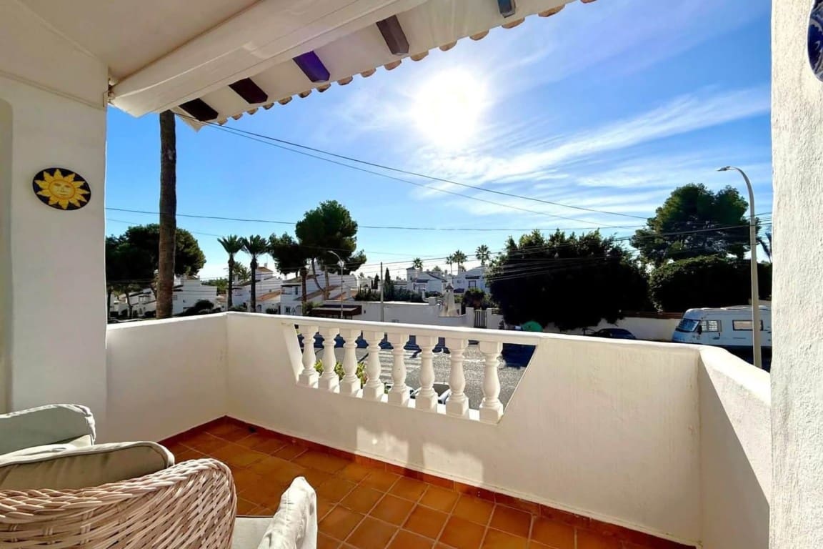 3 sovrum Villa till salu i Villamartin - 399 000 € (Ref: 10085169)