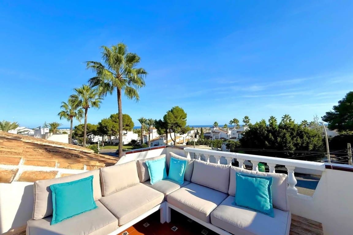 3 sovrum Villa till salu i Villamartin - 399 000 € (Ref: 10085169)