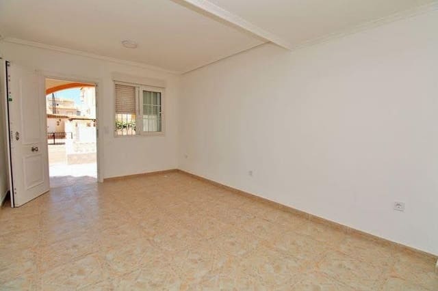 2 quarto Casa em Banda para venda em Playa Flamenca, Orihuela com piscina - 205 000 € (Ref: 10085171)