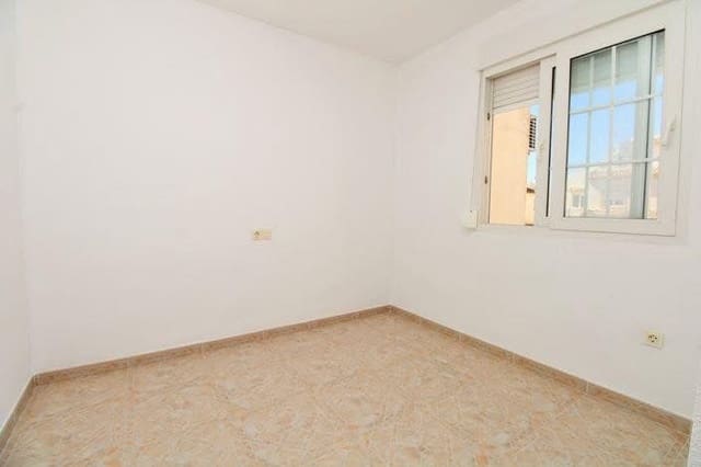 2 quarto Casa em Banda para venda em Playa Flamenca, Orihuela com piscina - 205 000 € (Ref: 10085171)