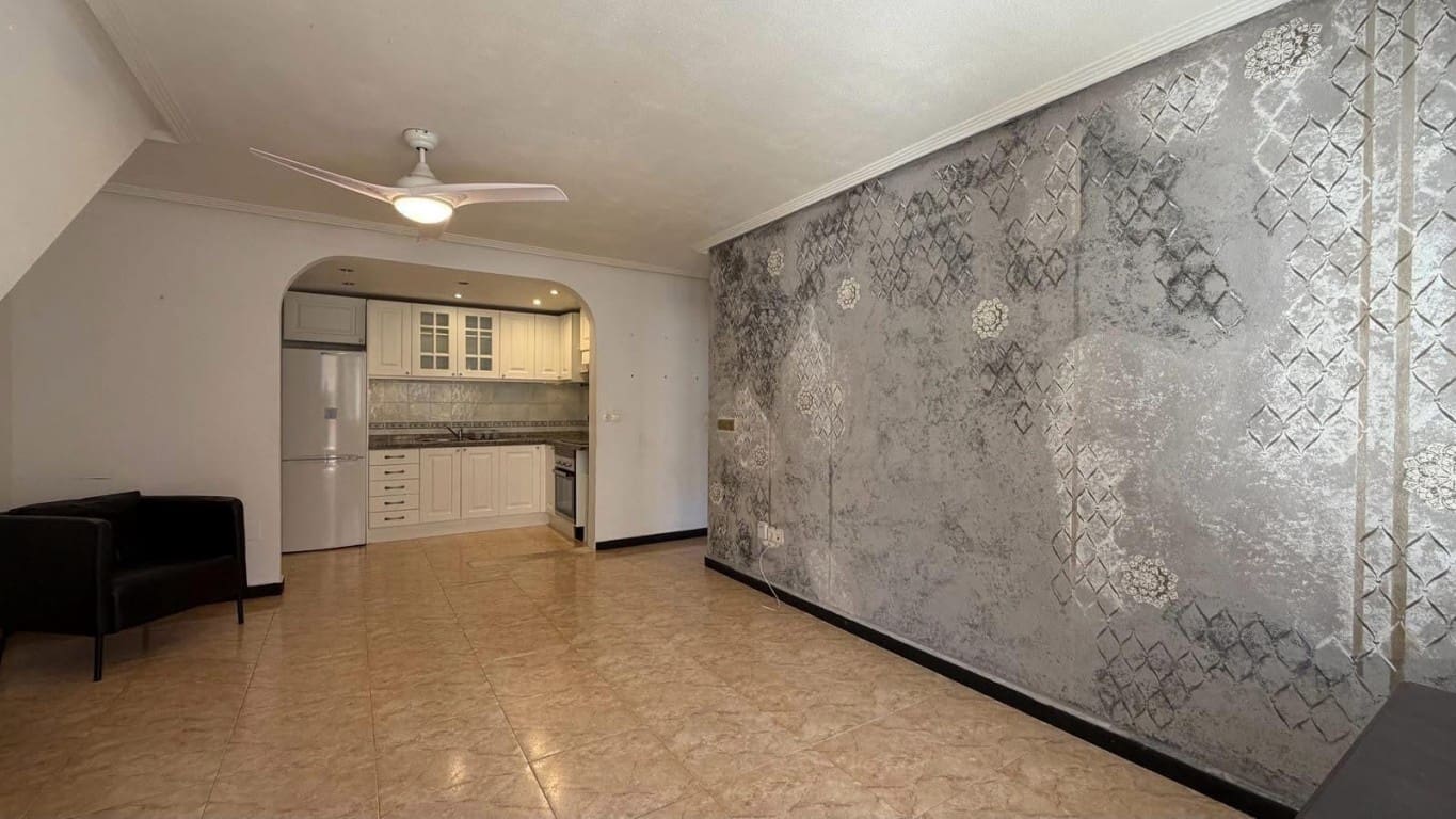 2 bedroom Apartment for sale in Playa Flamenca with pool garage - € 149,900 (Ref: 10085172)