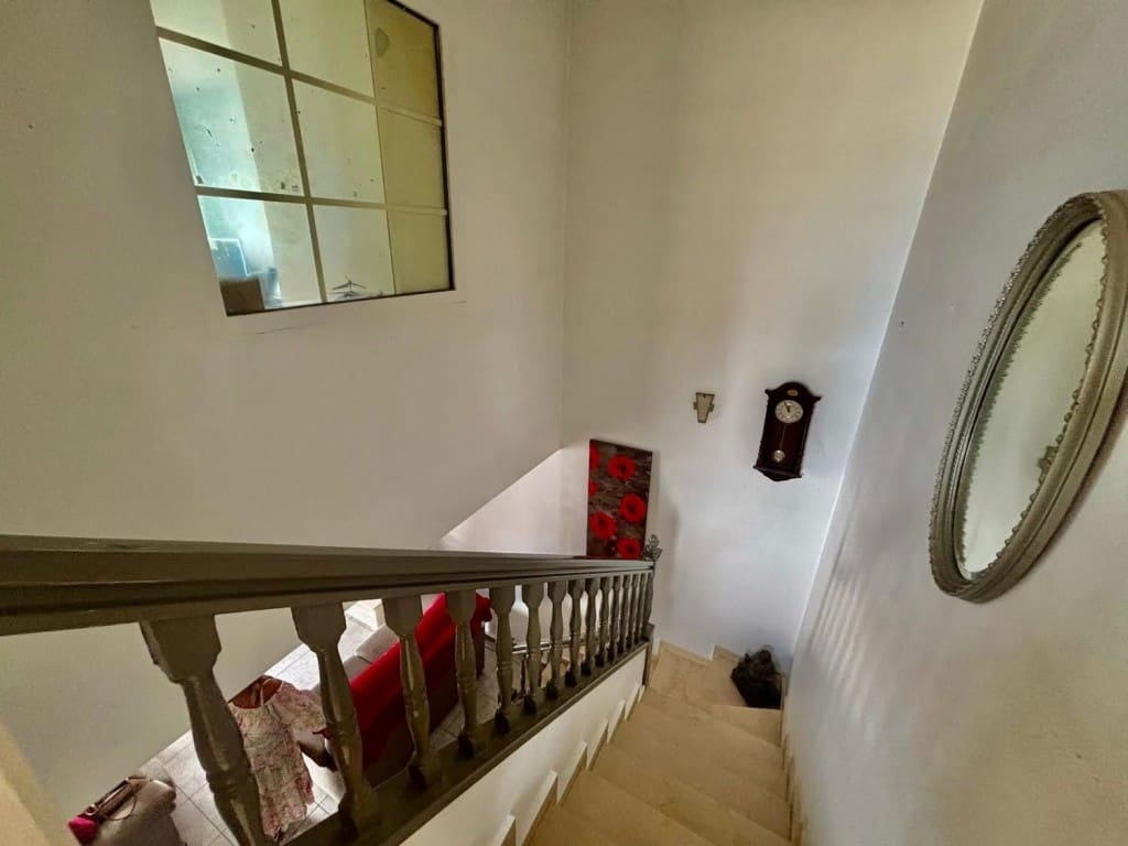 4 slaapkamer Halfvrijstaande villa te koop in Villamartin met zwembad garage - € 290.000 (Ref: 10085174)