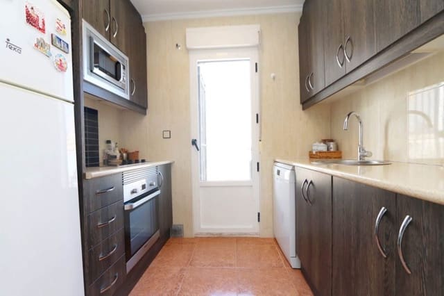 3 chambre Villa/Maison Semi-Mitoyenne à vendre à Los Altos avec piscine garage - 269 999 € (Ref: 10085175)