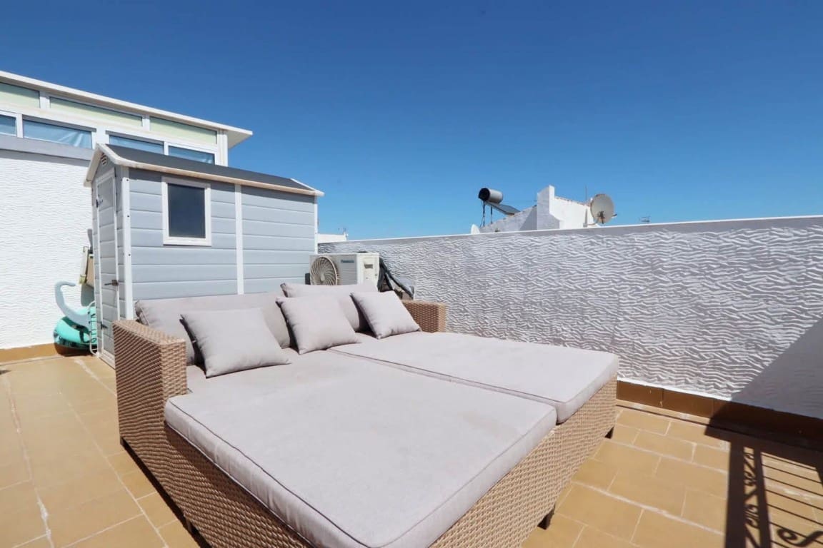 3 chambre Villa/Maison Semi-Mitoyenne à vendre à Los Altos avec piscine garage - 269 999 € (Ref: 10085175)