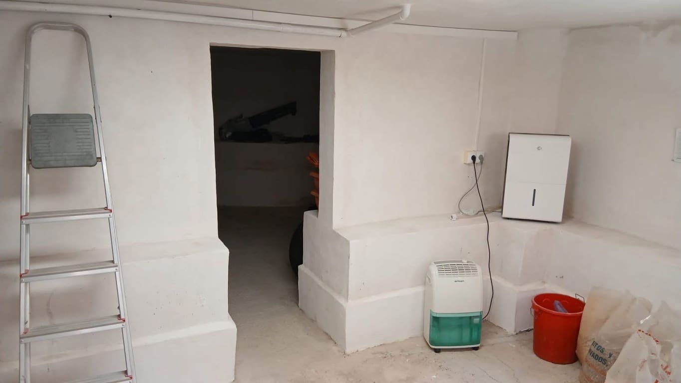 3 slaapkamer Villa te koop in Los Altos met zwembad garage - € 289.995 (Ref: 10085176)
