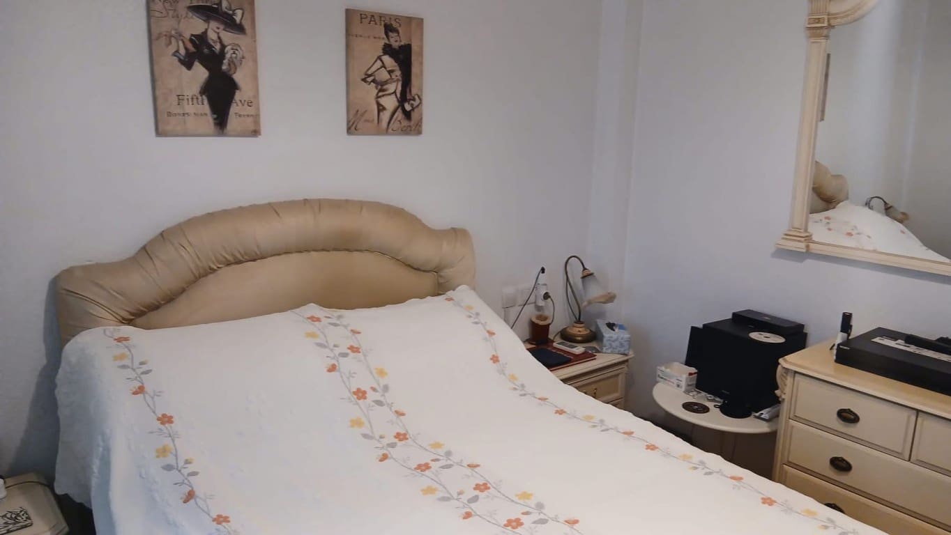3 slaapkamer Villa te koop in Los Altos met zwembad garage - € 289.995 (Ref: 10085176)