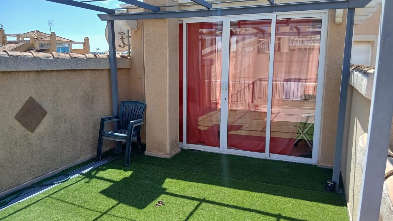 3 slaapkamer Villa te koop in Los Altos met zwembad garage - € 289.995 (Ref: 10085176)